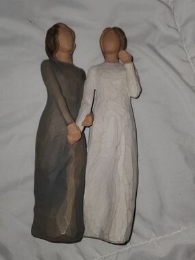 Willow Tree Maxi Dress Figurines, My Sister, My Friend in Cream and Brown